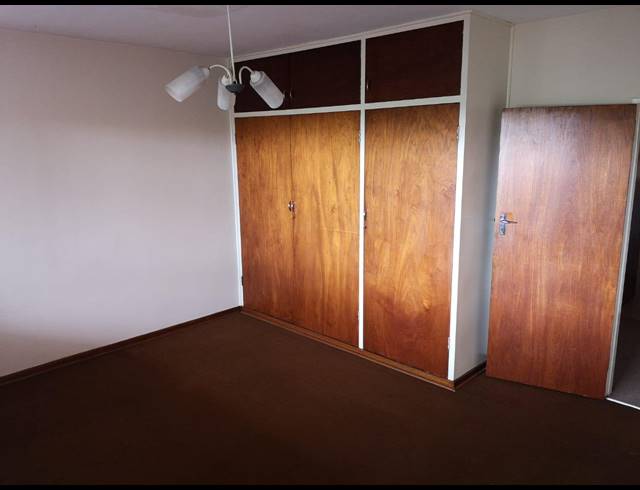 2 BEDROOM APARTMENT TO LET IN CLARENDON